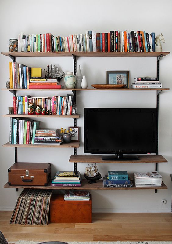bookshelf decorating around the TV