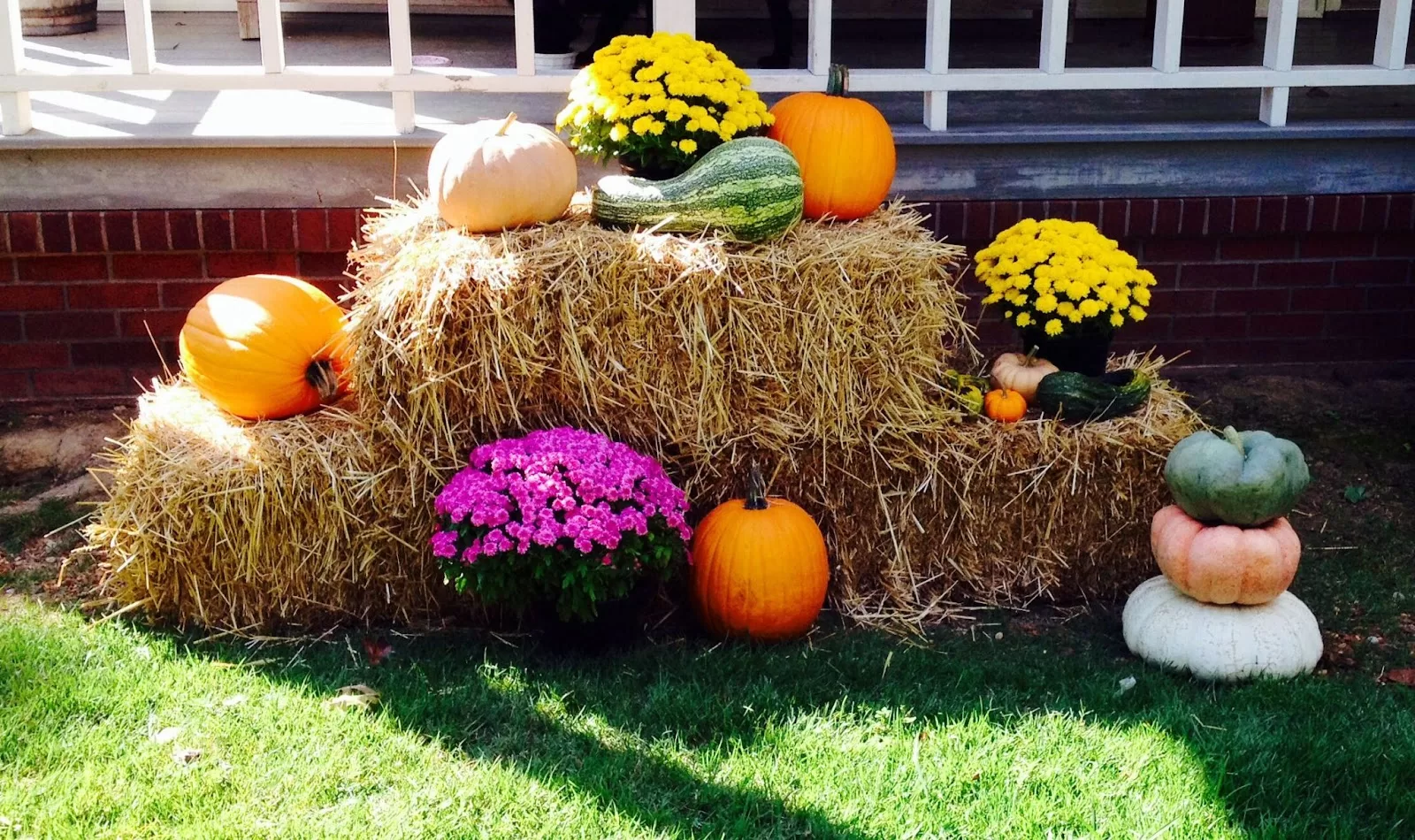 outdoor fall decor