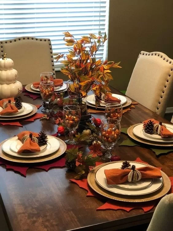 thanksgiving table settings