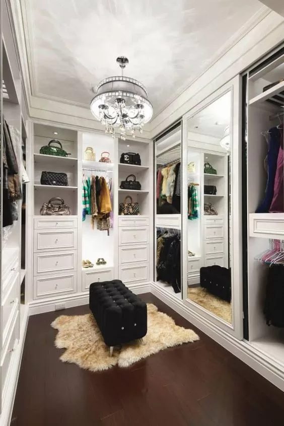 walk in closet