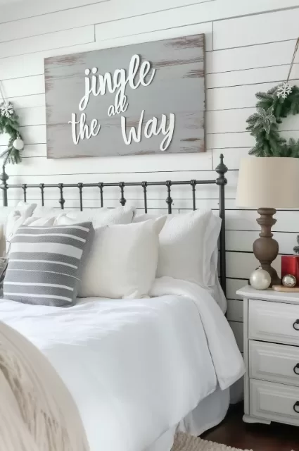 Christmas bedroom 