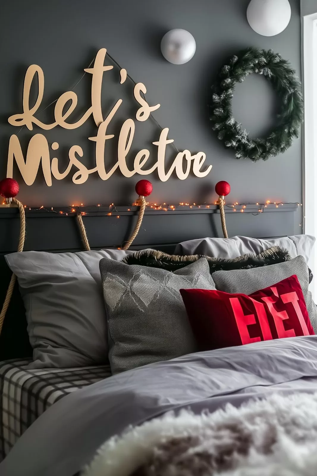 Christmas bedroom 