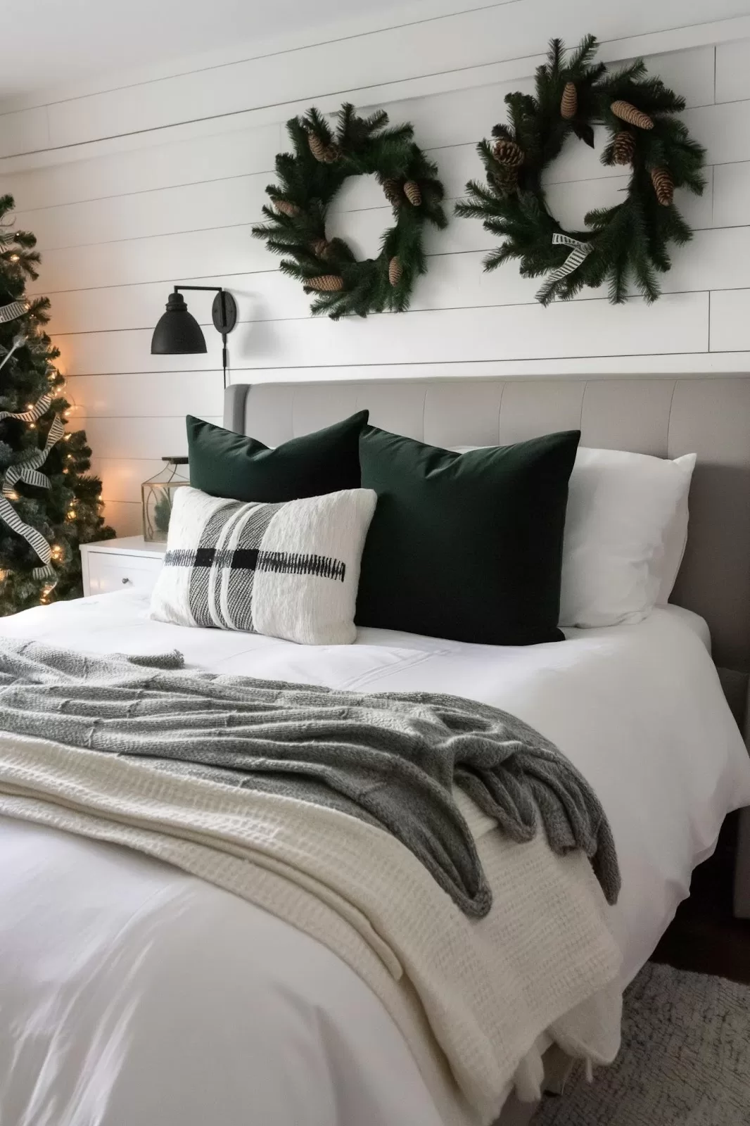 Christmas bedroom 