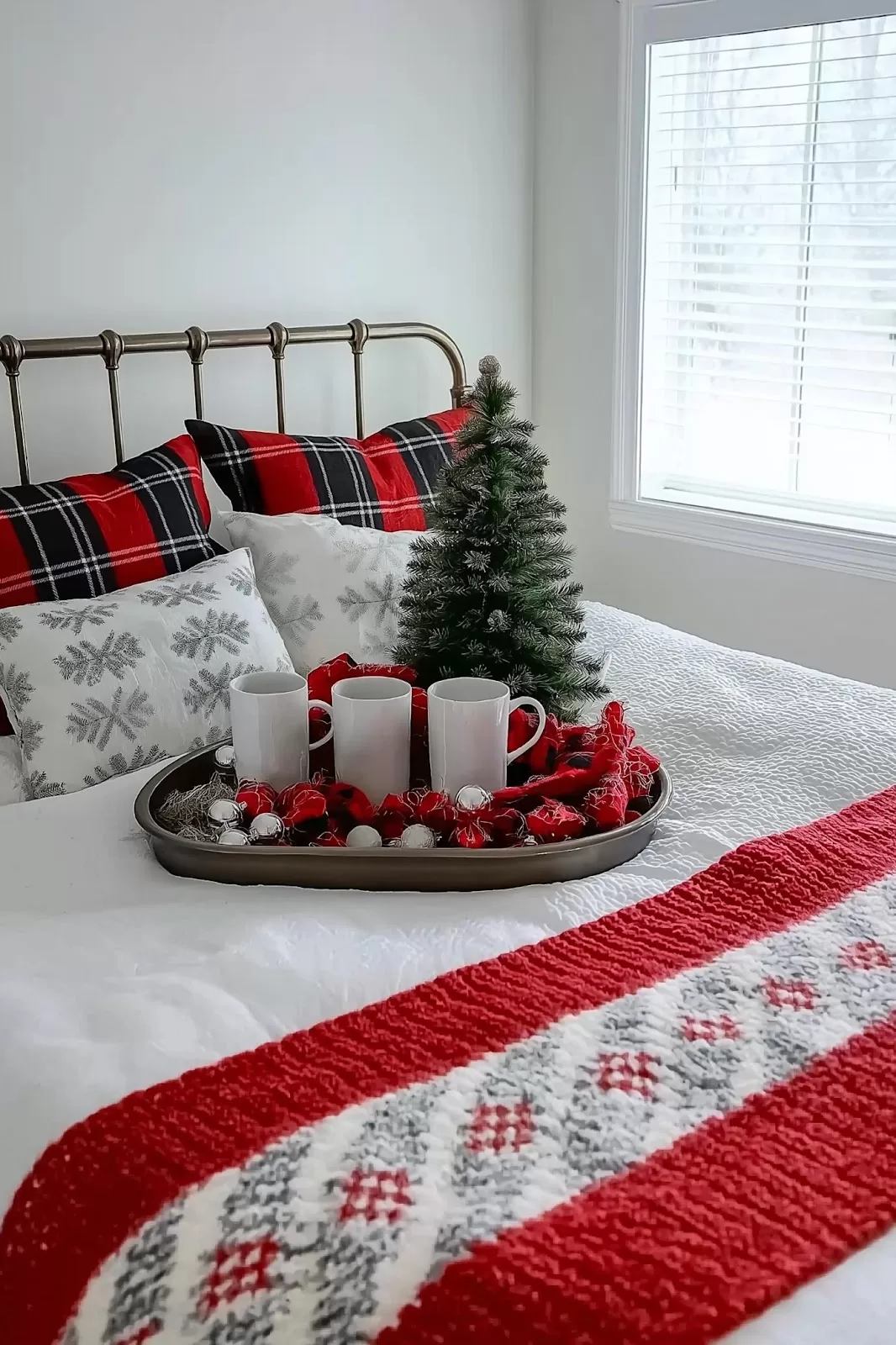 Christmas bedroom 