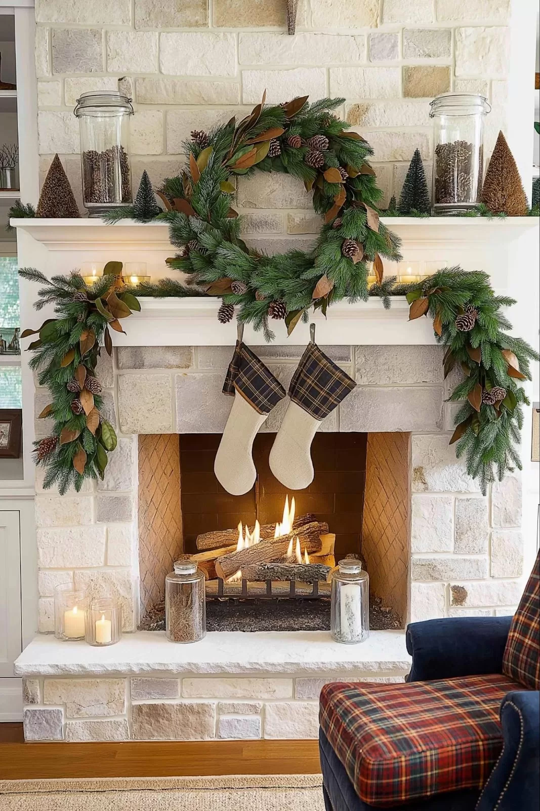 winter mantel decor